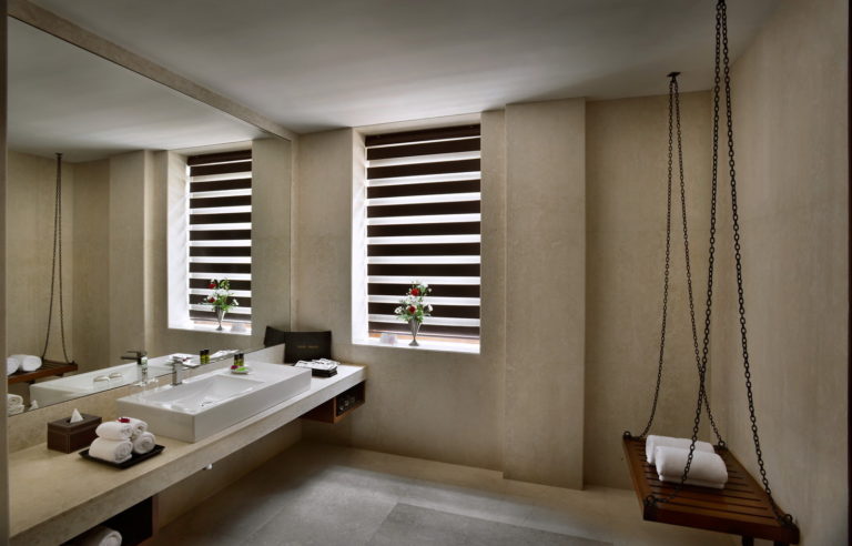 The Lalit Great Eastern, Kolkata